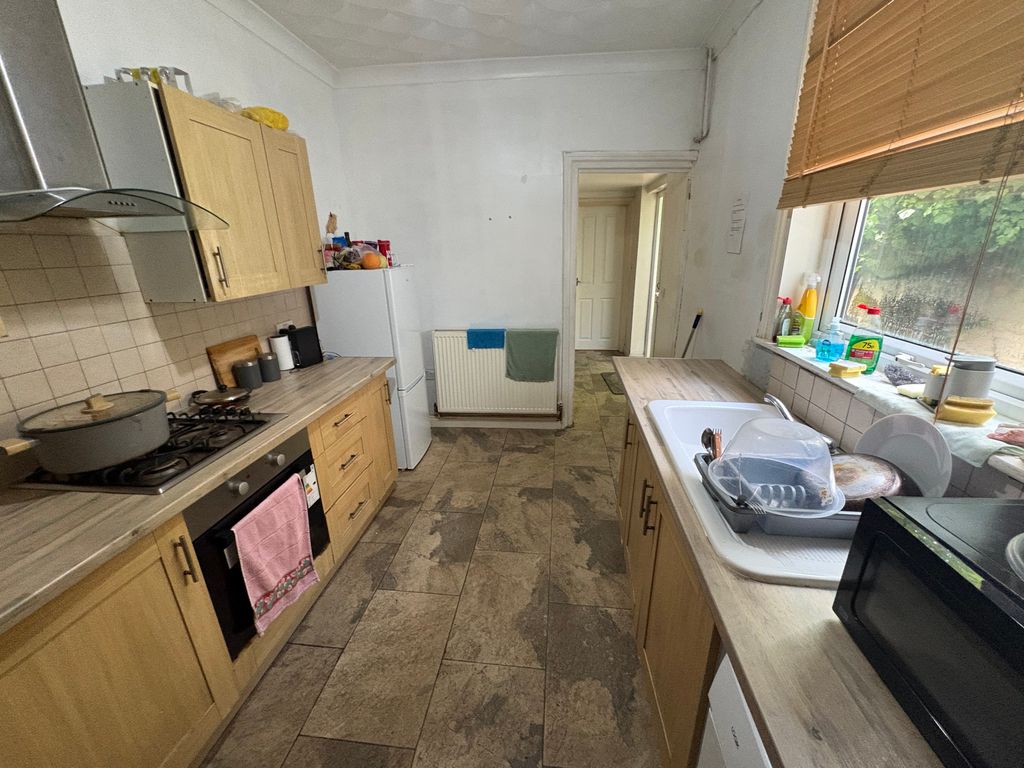 Property photo 2 of 7 Img_0044