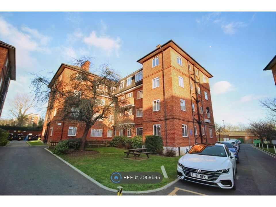 Property photo 2 of 9