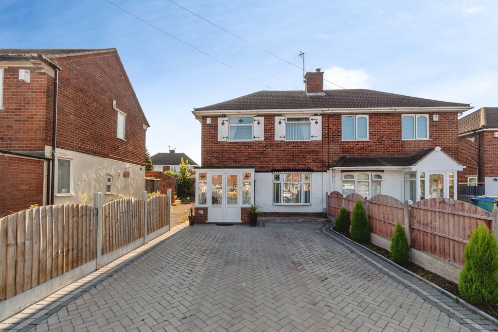 Property photo 1 of 16 Pbox-Img.Jpg