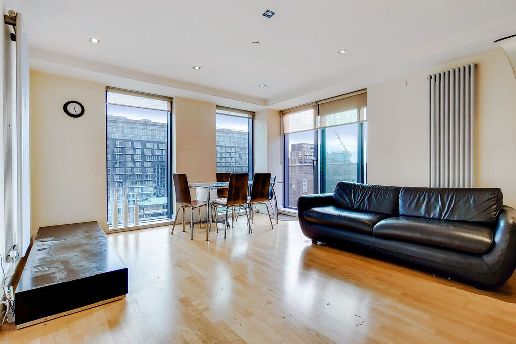 Property photo 1 of 19