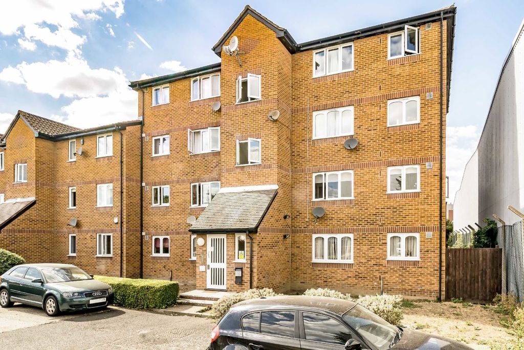Property photo 1 of 7