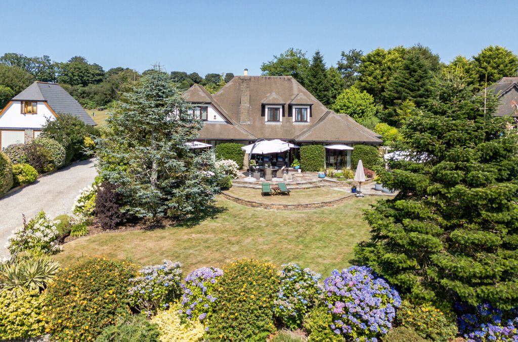 Property photo 1 of 34 1492365-2-6A5E49E...