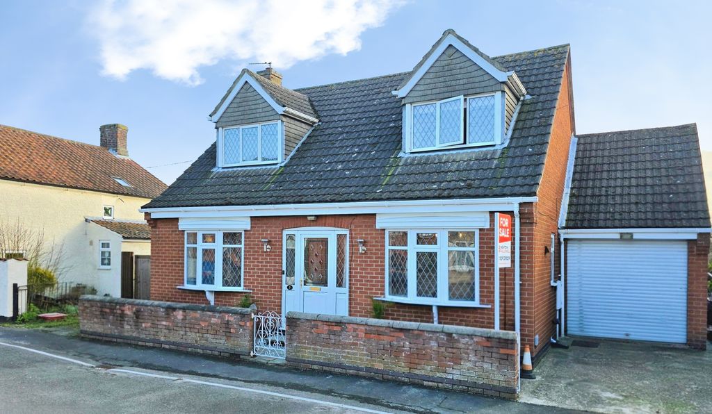 Property photo 1 of 21