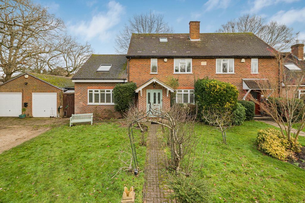 Property photo 1 of 31