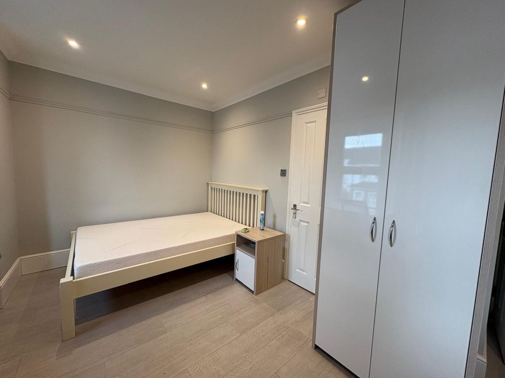 Property photo 1 of 17 Photo-2025-11-05-11-51-53