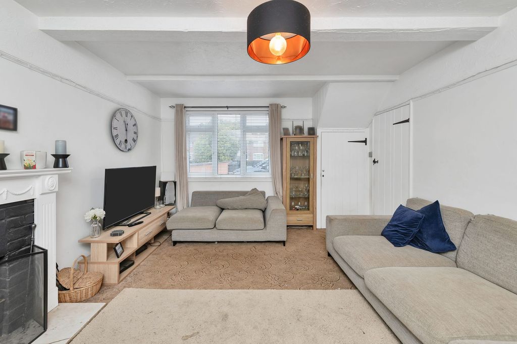 Property photo 2 of 16