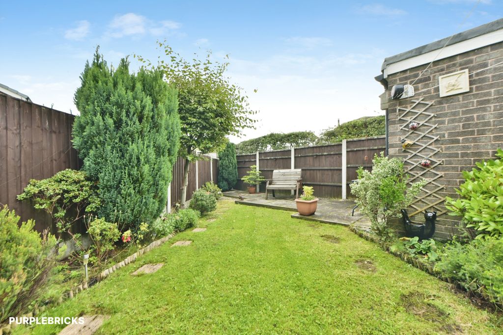 Property photo 2 of 21 Rear Garden