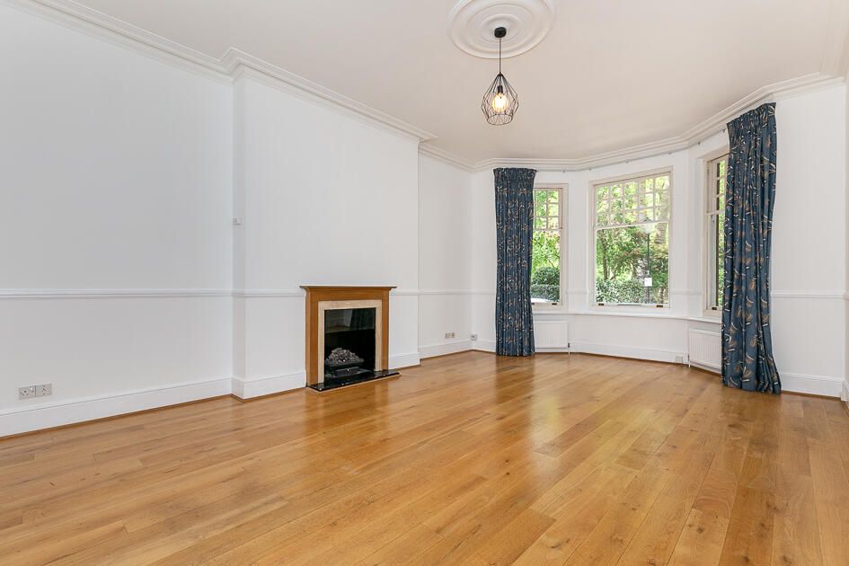 Property photo 2 of 10 Living Room