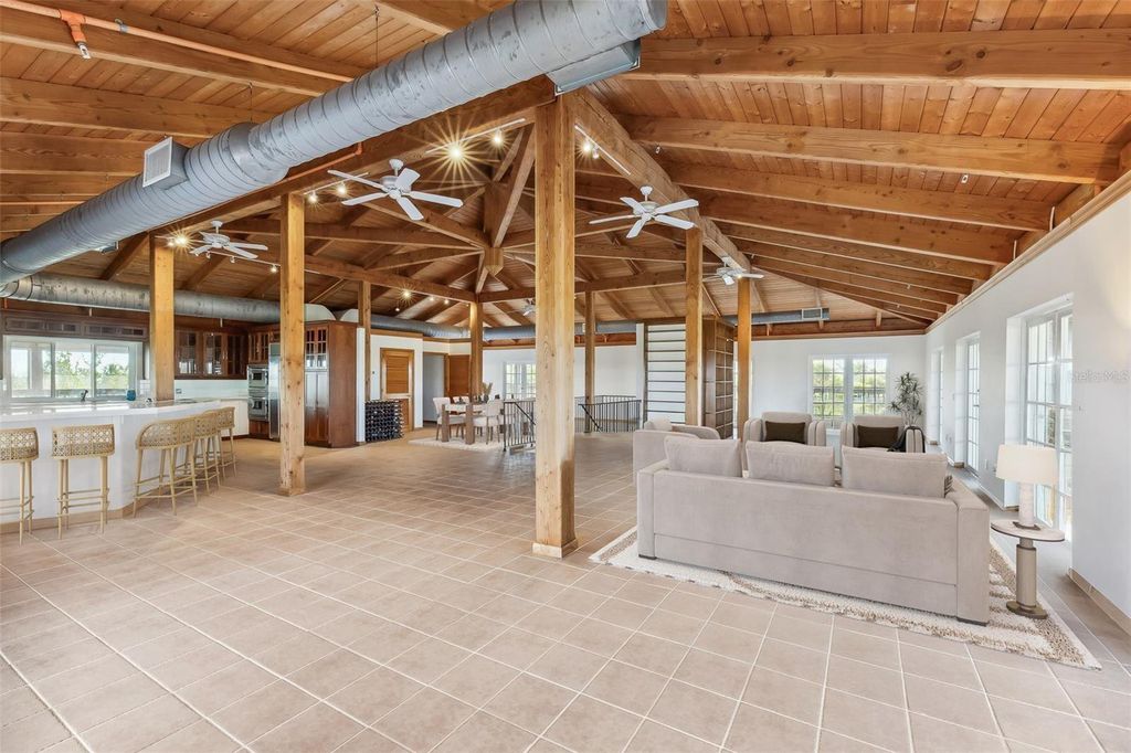 Property photo 3 of 9 <Alttext/>