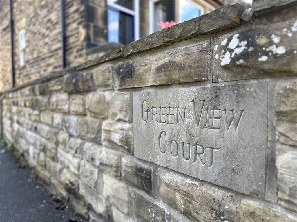 Property photo 2 of 11 Picture No. 12