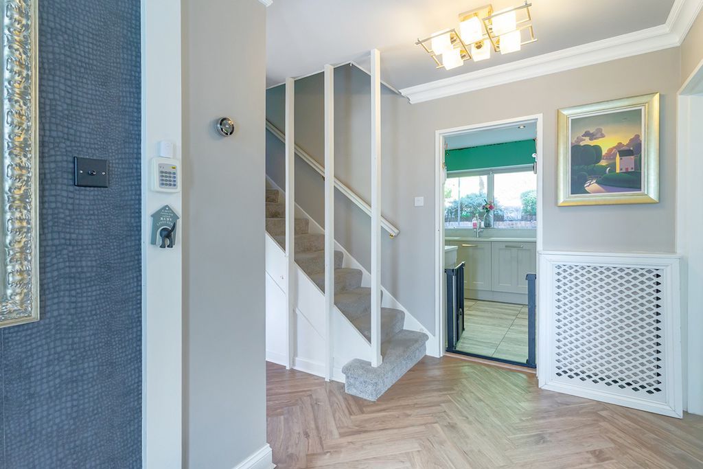 Property photo 3 of 35 Hallway
