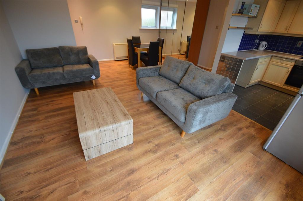 Property photo 3 of 10 Dsc_0060.Jpg