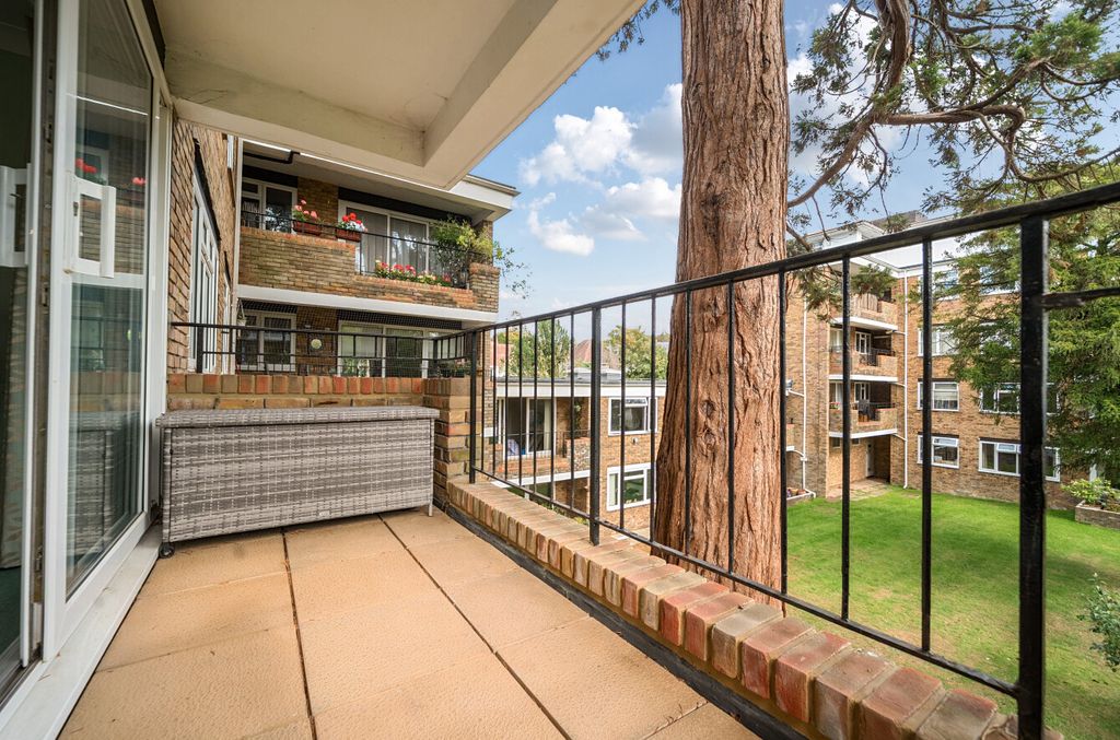 Property photo 2 of 24 37-6Aba5c0A4ce6A-...