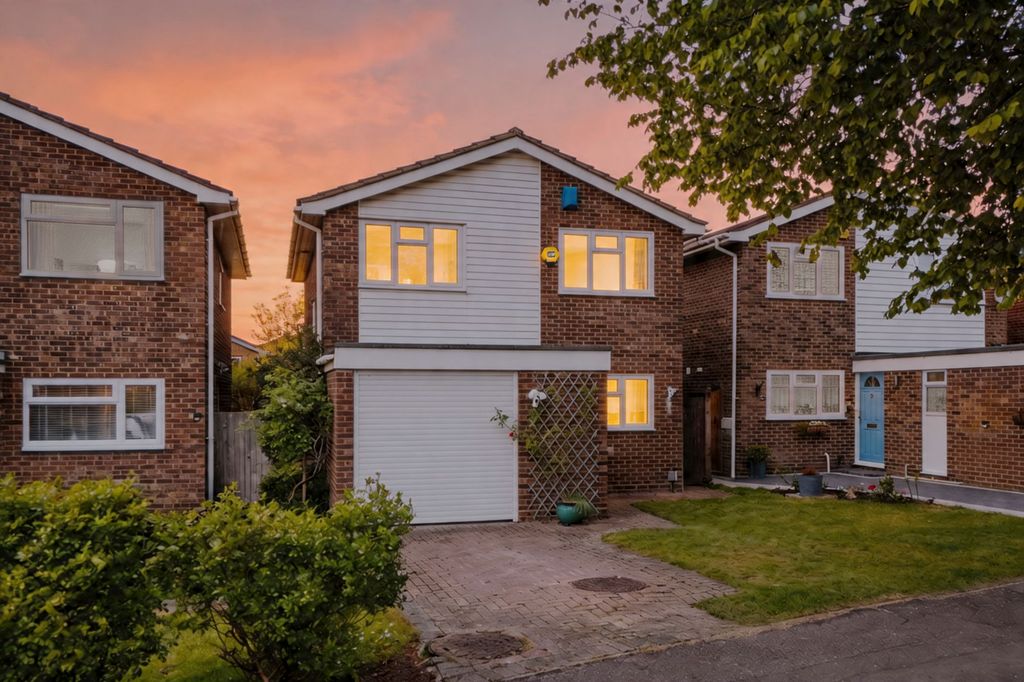 Property photo 2 of 16