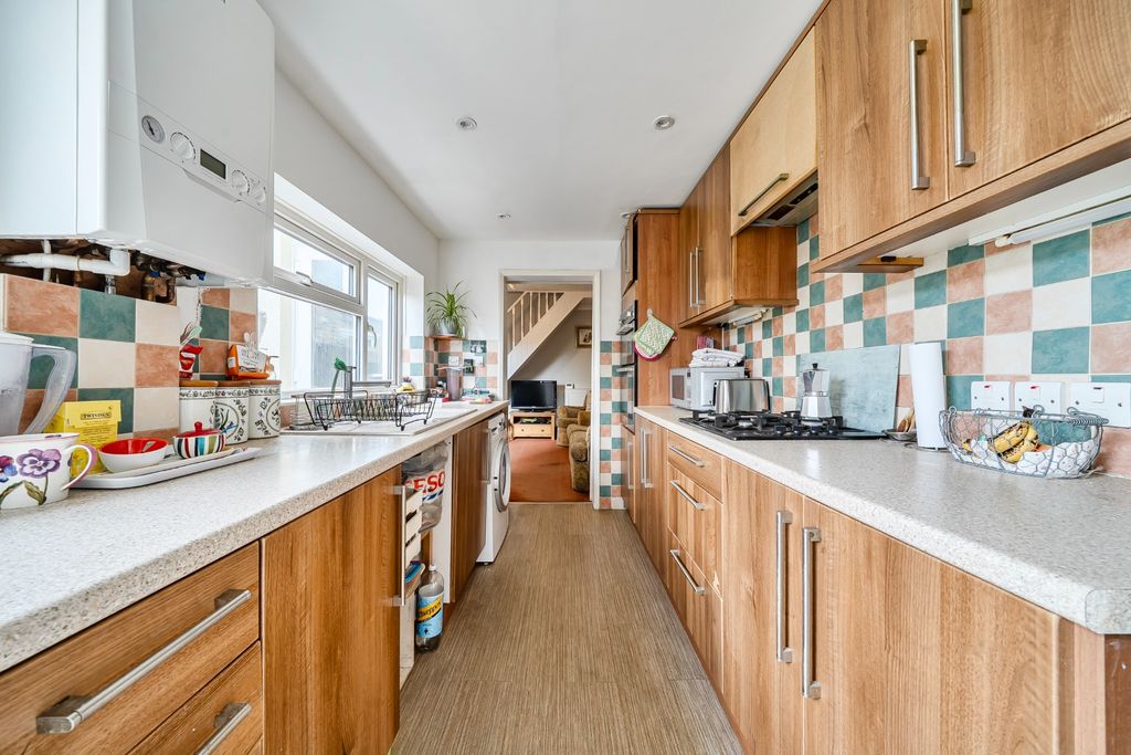 Property photo 2 of 14 5293311