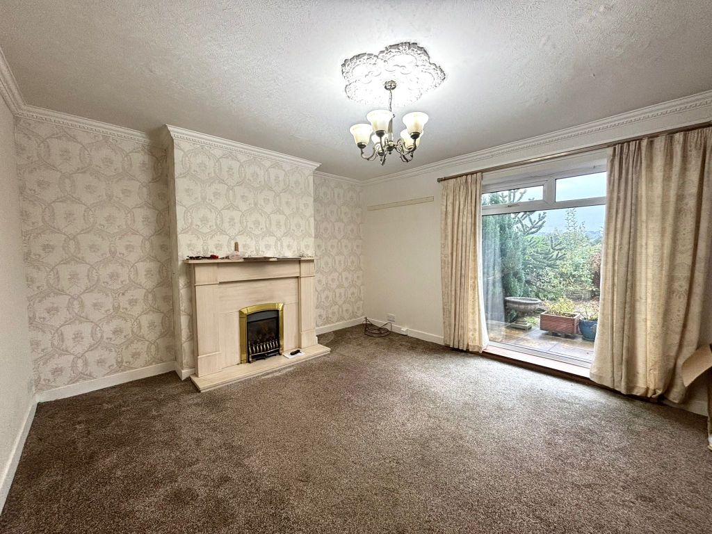 Property photo 2 of 28 Living Room 1