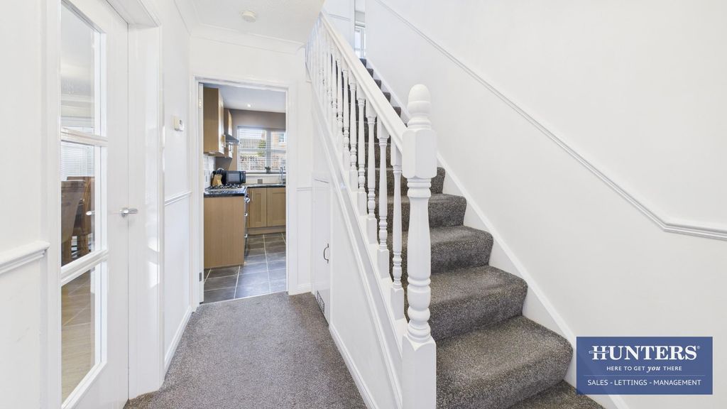 Property photo 3 of 22 Hallway