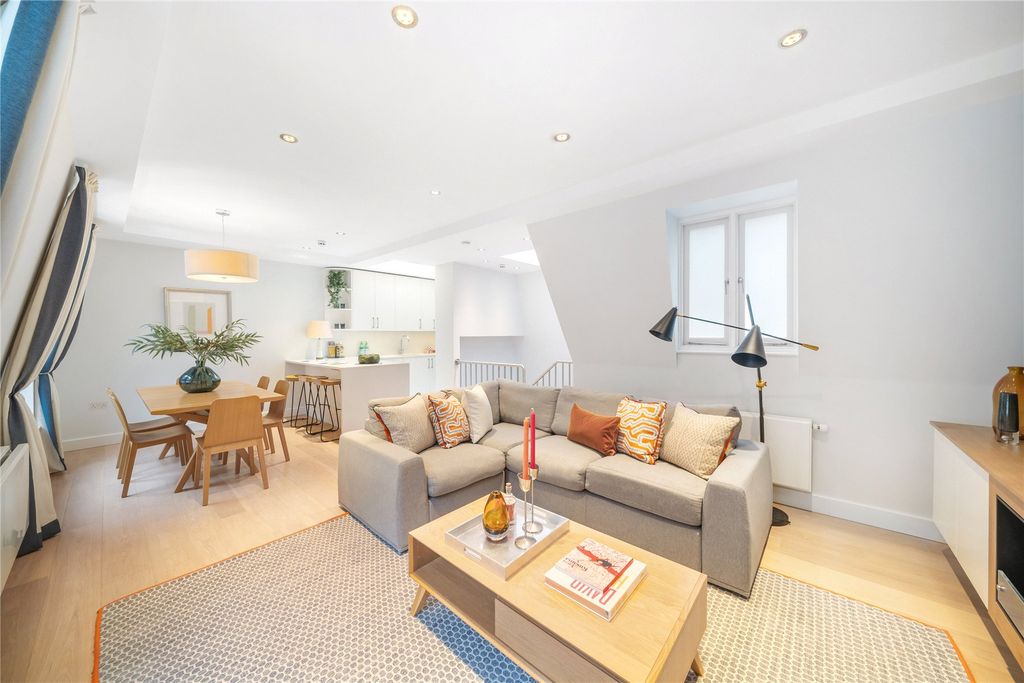 Property photo 3 of 50 Reception Room