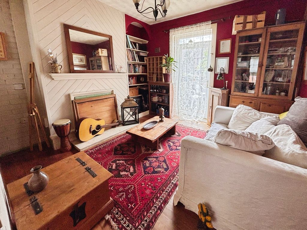 Property photo 3 of 13 Photo #3