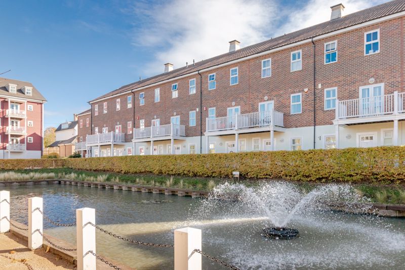 Property photo 1 of 41 Ivy Gate