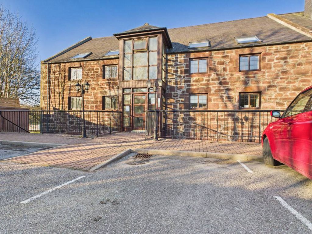 Property photo 1 of 28