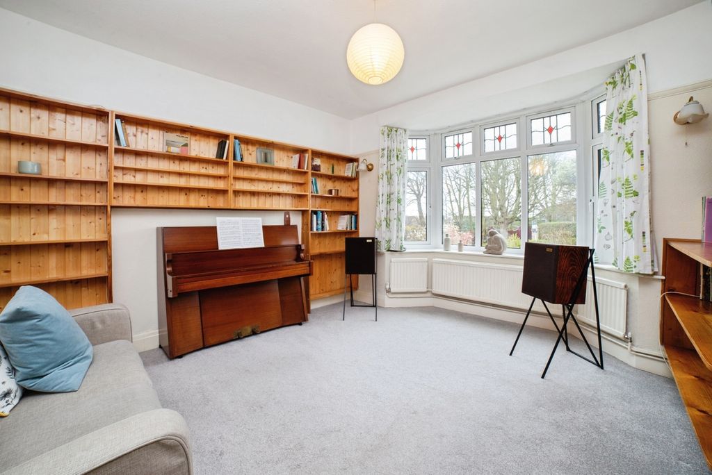 Property photo 3 of 28 Pbox-Img.Jpg