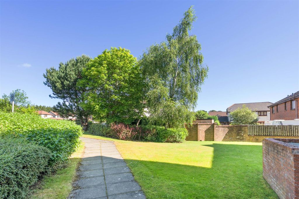 Additional image 21 of 2 bed flat for saleWaverley Cresent, Livingston EH54