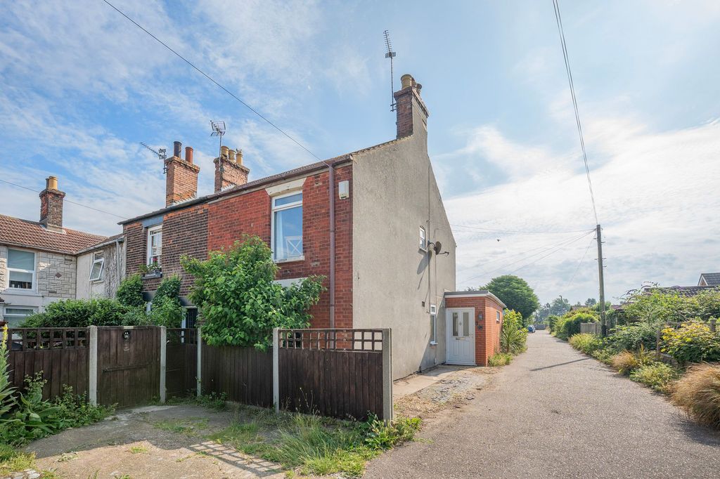Property photo 1 of 21