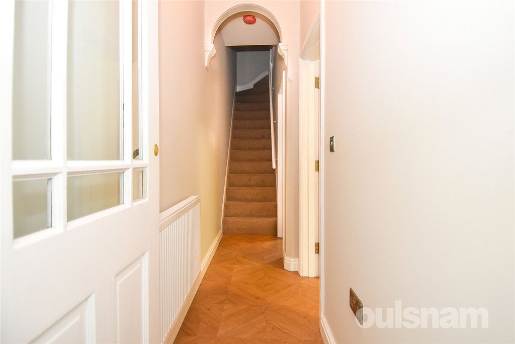 Property photo 2 of 30 Picture No. 05