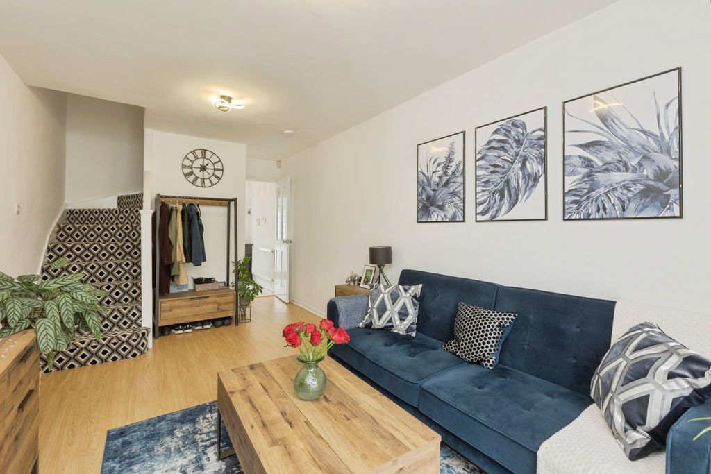 Property photo 2 of 19 1-16