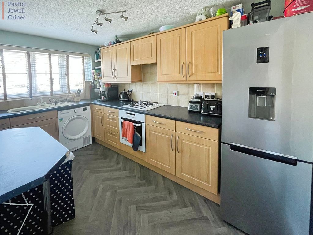 Property photo 3 of 17 Not Specified