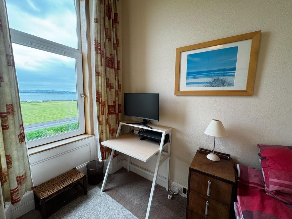 Additional image 21 of 3 bed flat for saleWest Bay Road, Millport, Isle Of Cumbrae KA28