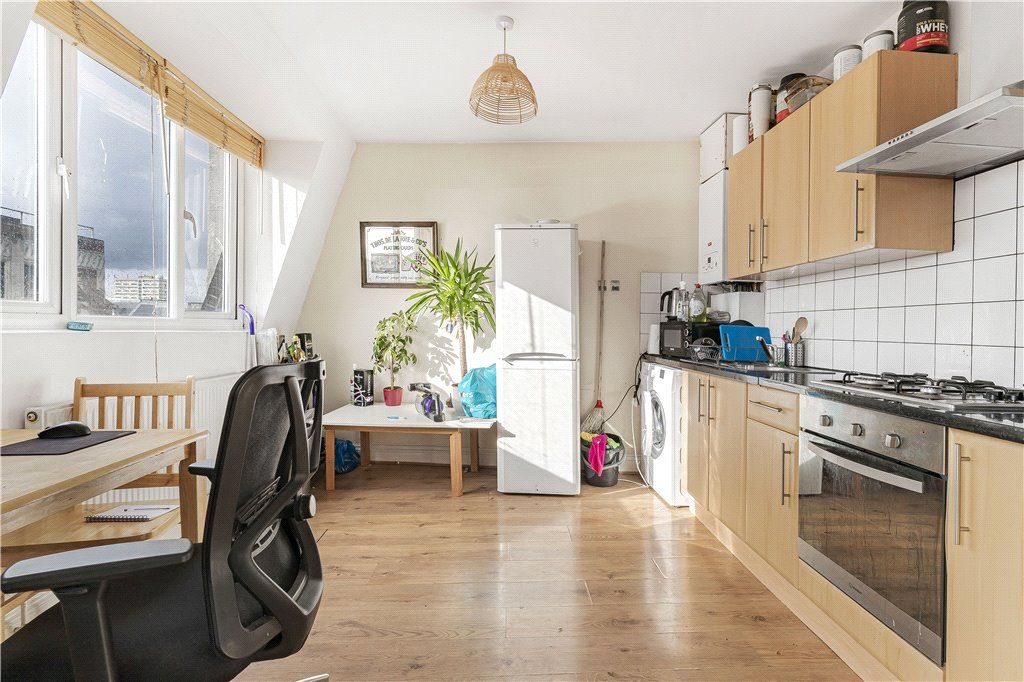 Property photo 2 of 7 Kitchen/Reception