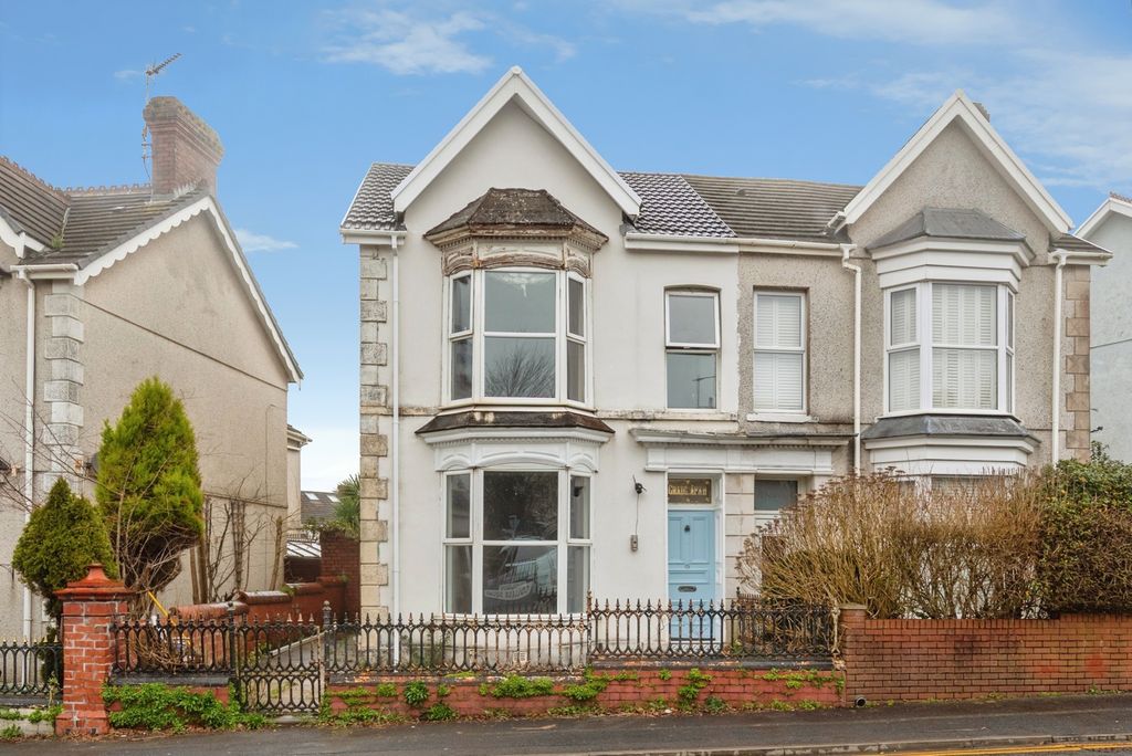 Property photo 1 of 23 Pbox-Img.Jpg