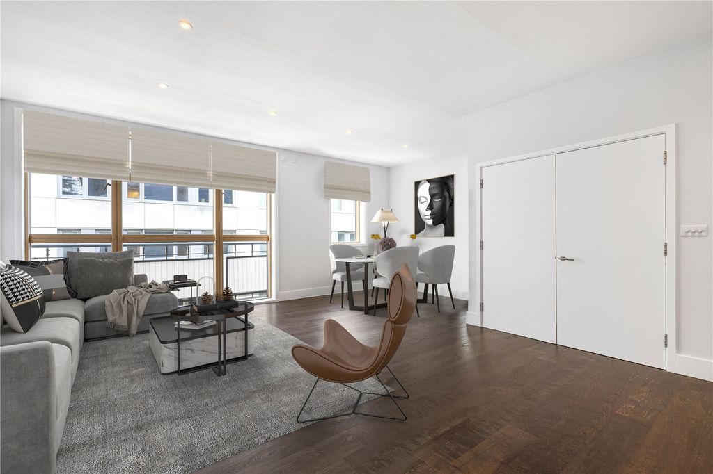 Property photo 3 of 30 Reception Room