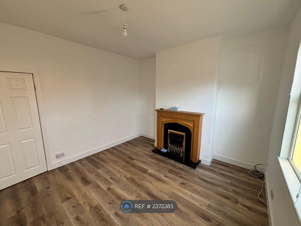 Property photo 3 of 26