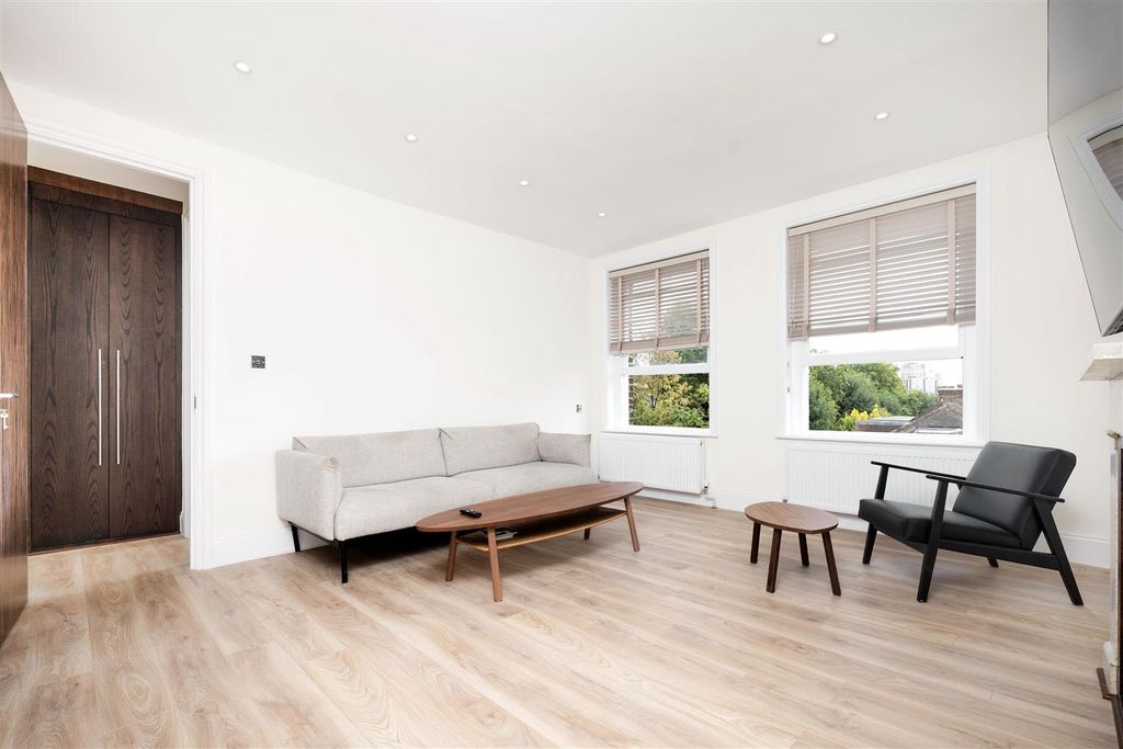 Property photo 1 of 10 P03.Jpg