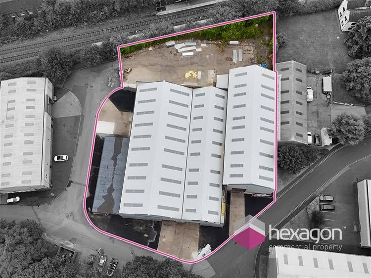 Property photo 2 of 8