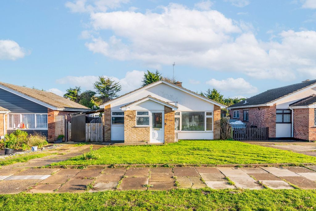 Property photo 1 of 11