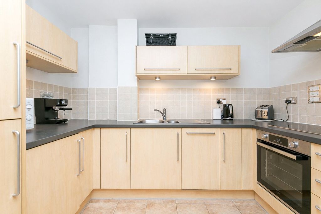 Property photo 3 of 10 Picture No. 18