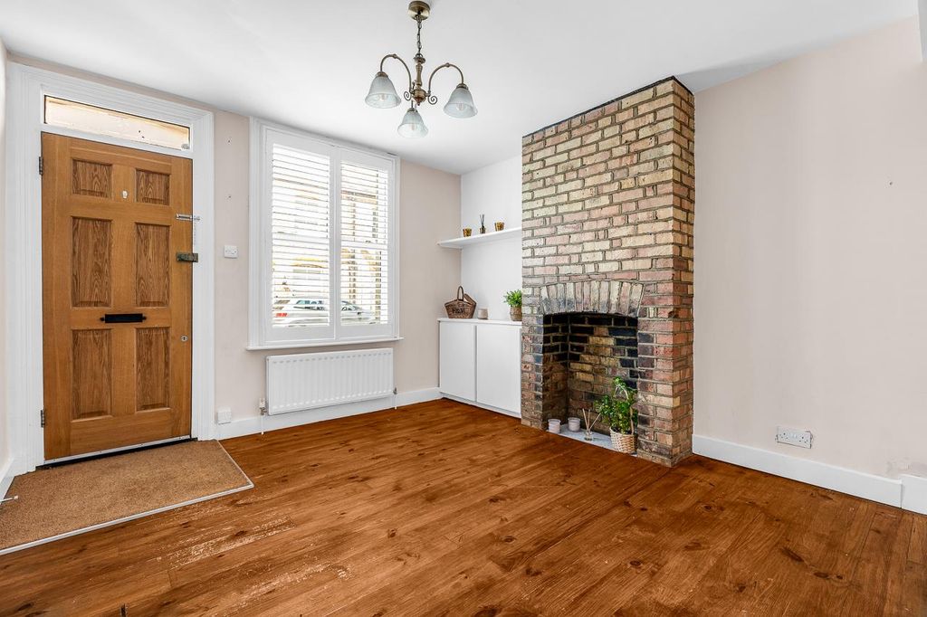 Property photo 3 of 16 Internal-Smalll-2.Jpg