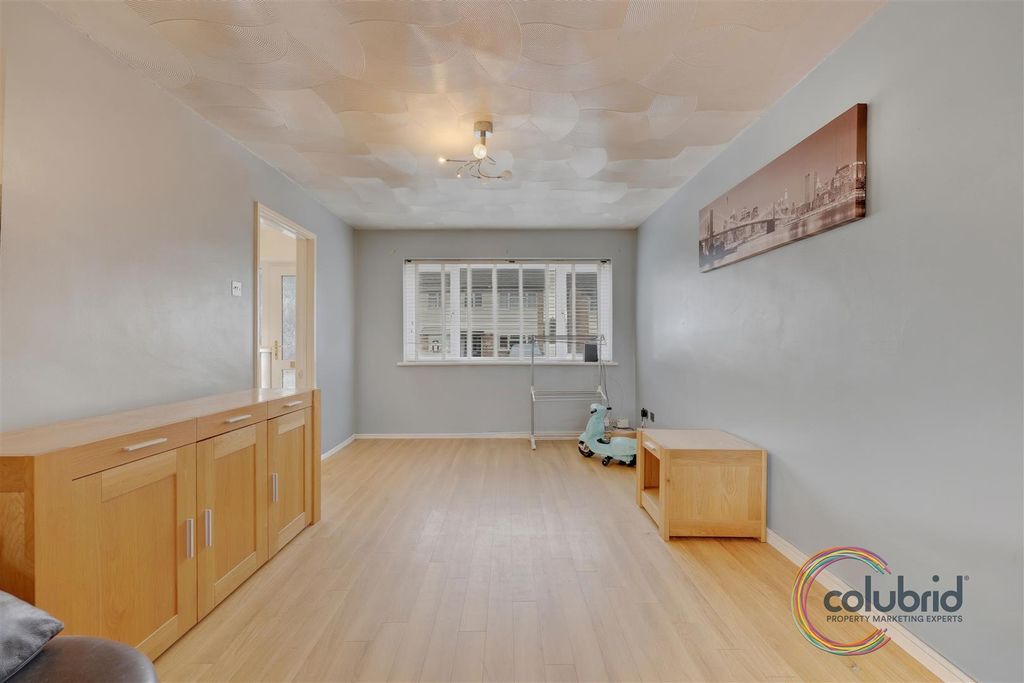 Property photo 3 of 18 0G1A7210-0G1A7214.Jpg