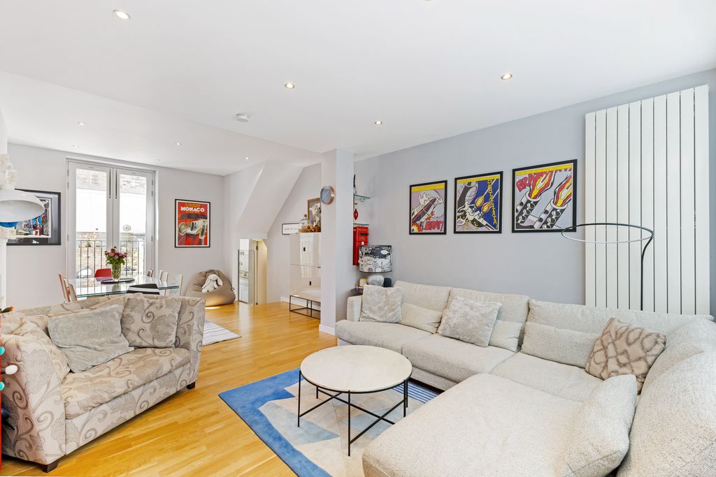 Property photo 1 of 22