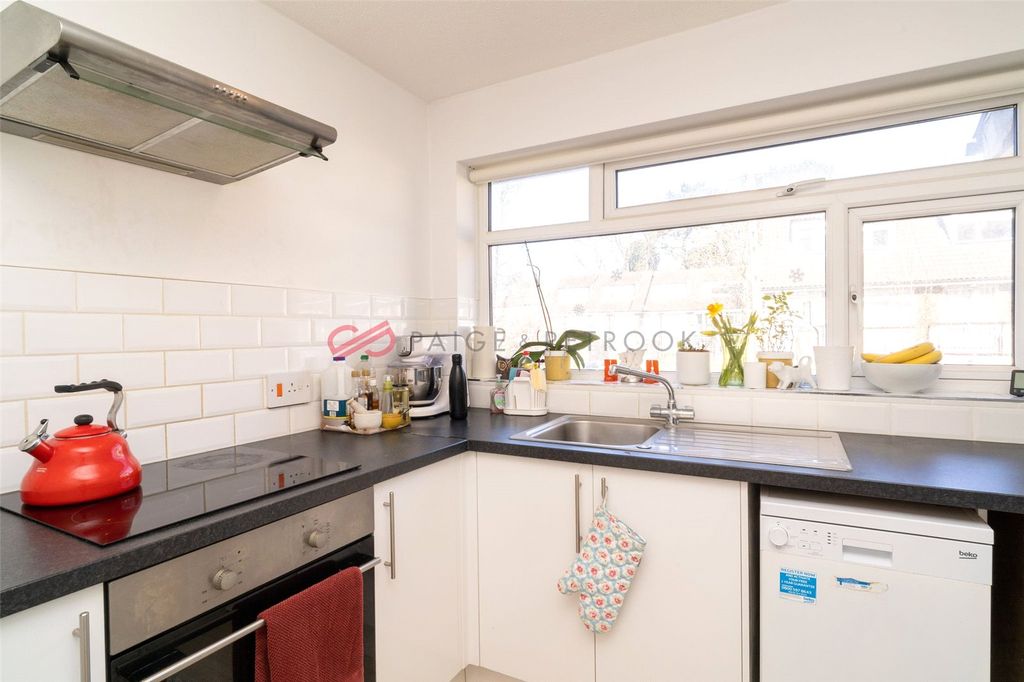 Property photo 2 of 9 Picture No. 02