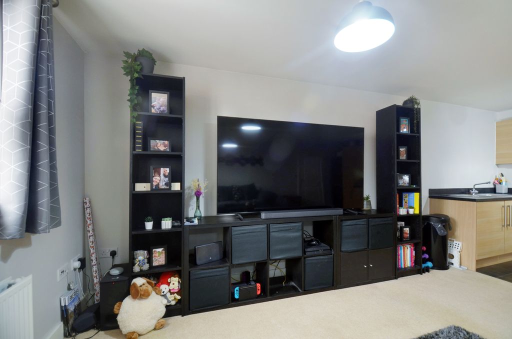 Property photo 2 of 19 Open Plan Living Area_Pic_ (2).Jpg