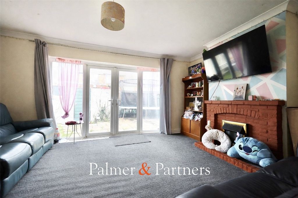 Property photo 2 of 13 Picture No. 10