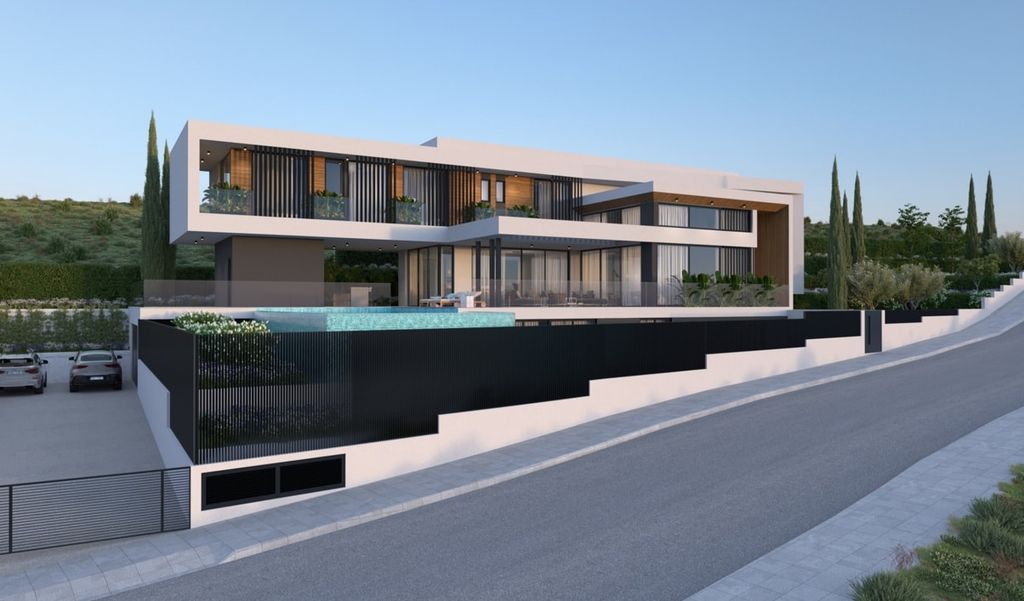 Property photo 3 of 33