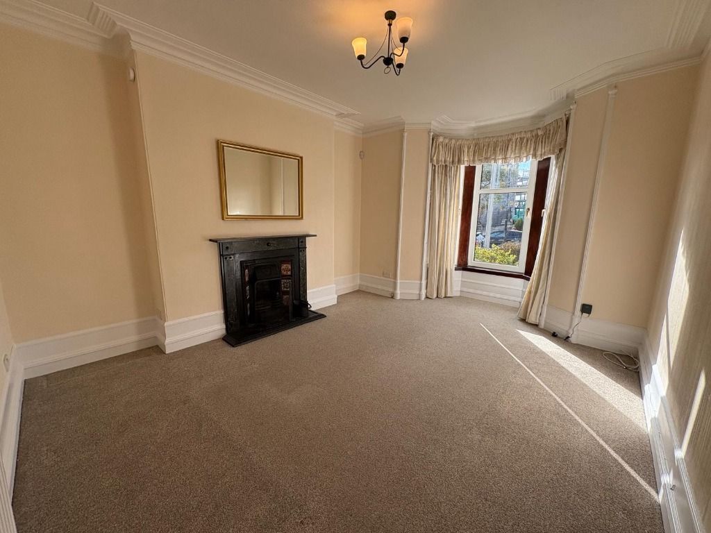 Property photo 3 of 14 Photo 3