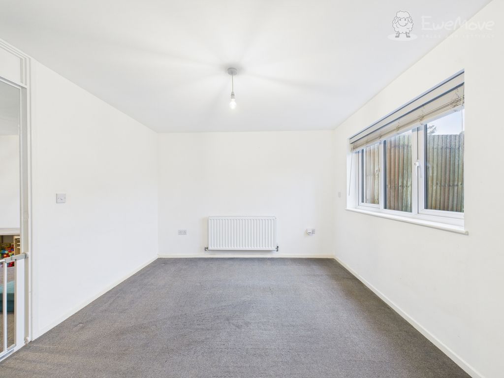 Property photo 3 of 12 Cam03624G0-Pr0183-Still004