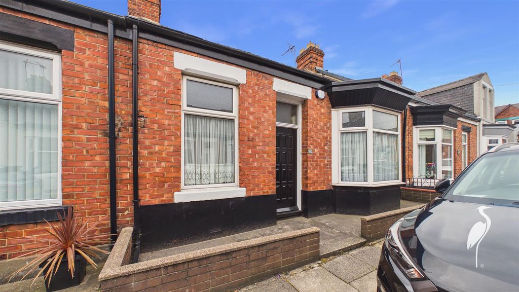 Property photo 1 of 22